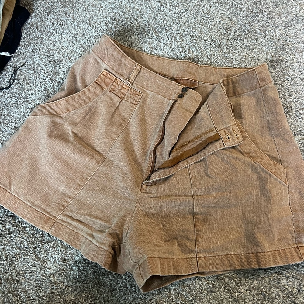 Women's Tan Shorts